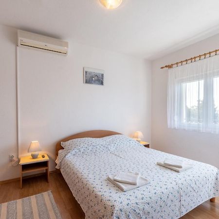 Apartments Mimi Trogir Pokoj fotografie